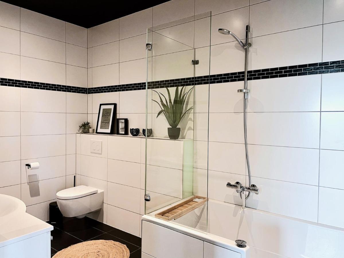 Luxapart Eifel Mit Privater Sauna Harscheid Exterior photo